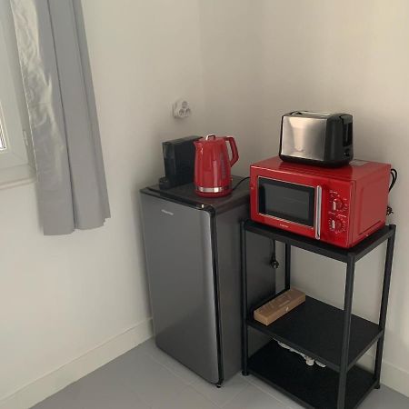Studio Perfect For 2 Adults And 1 Kid, And Up To 2 Kids - Jourdain 20E, 25Mn To Louvre Via Line M11 Paris Eksteriør bilde